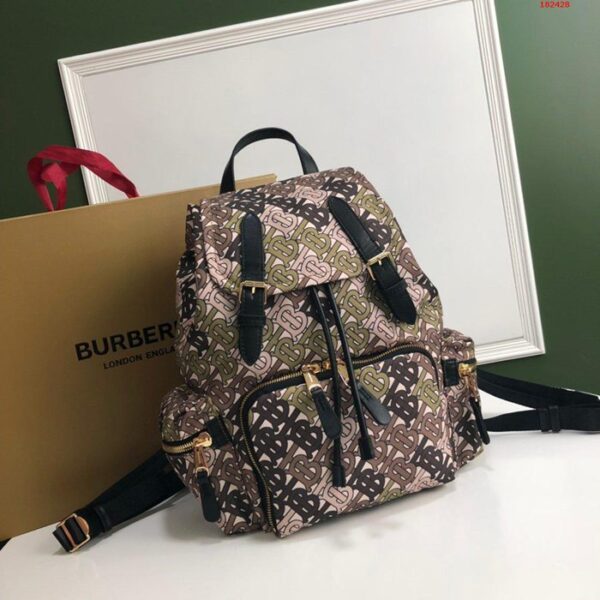 Burberry-バーバリー-人気バックパック-カジュアルバッグ-リュックサックパック SJB182428