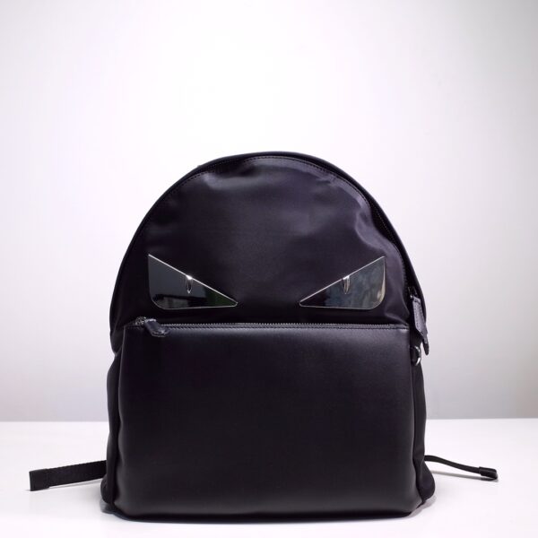 Fendi-Fendi-人気バックパック-カジュアルバッグ-リュックサックパック SJB228989