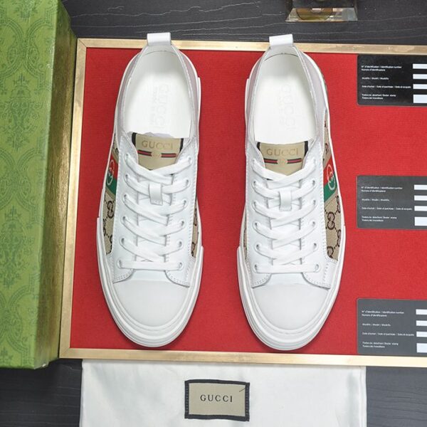 Gucciメンズ 靴 グッチ シューズ メンズ靴 NX241835