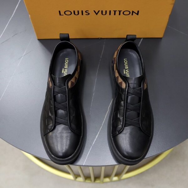 Louis Vuitton(ルイヴィトン) スニーカー(メンズ) メンズ靴 NX242338