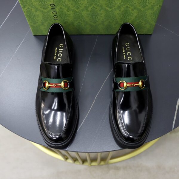 Gucciメンズ 靴 グッチ メンズビジネス革靴 NX243449