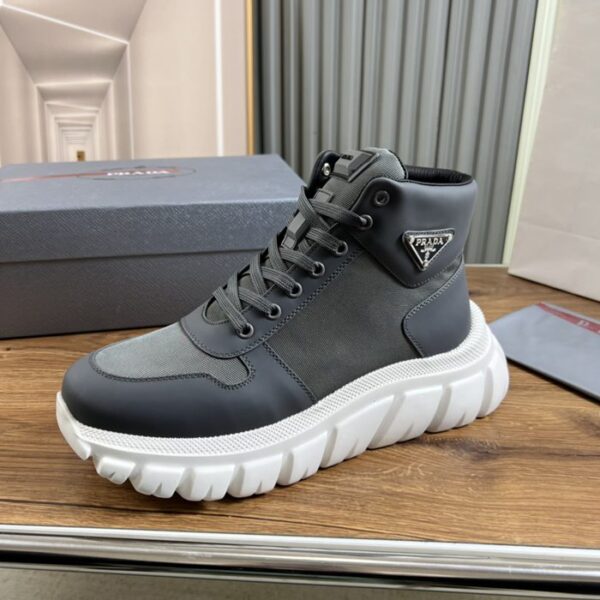 Prada（プラダ）メンズ シューズ メンズ靴 NX244788