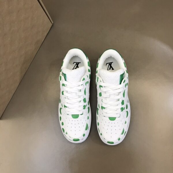 Louis Vuitton(ルイヴィトン) スニーカー(メンズ) メンズ靴 NX244859
