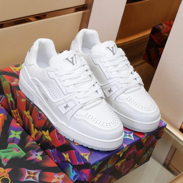 Louis Vuitton(ルイヴィトン) スニーカー(メンズ) メンズ靴 NX244924