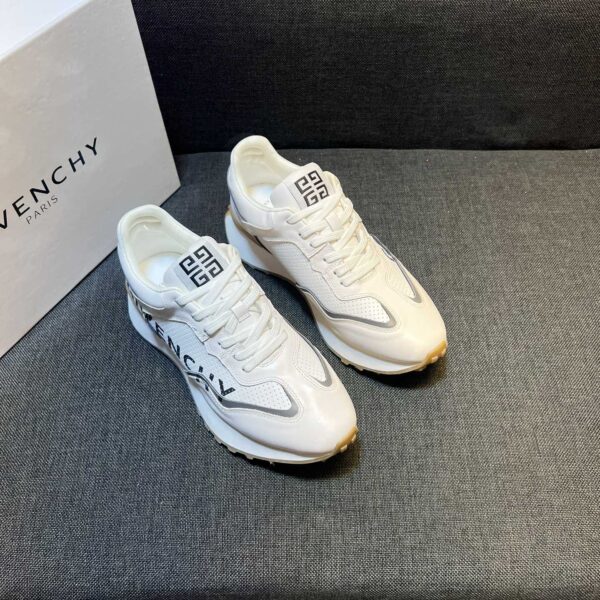Givenchy（ジバンシィ）メンズ シューズ メンズ靴 NX247573