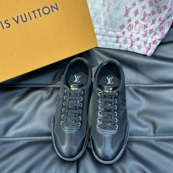 Louis Vuitton(ルイヴィトン) スニーカー(メンズ) メンズ靴 NX248590