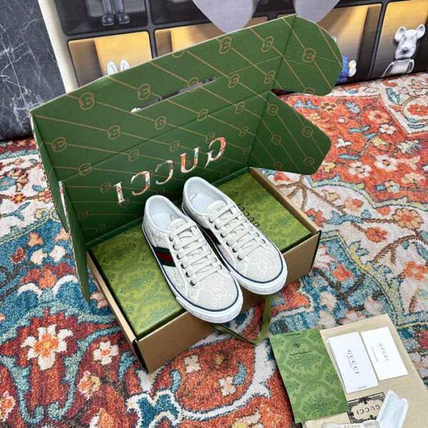 Gucciメンズ 靴 グッチ シューズ メンズ靴 NX251135