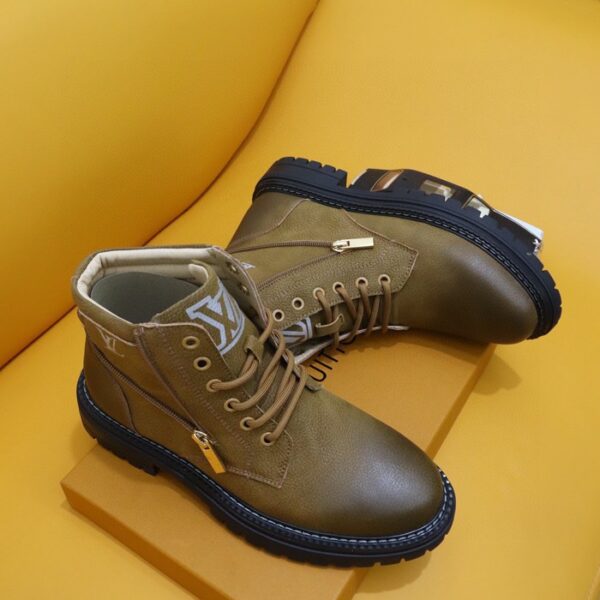Louis Vuitton(ルイヴィトン) スニーカー(メンズ) メンズ靴 NX252154