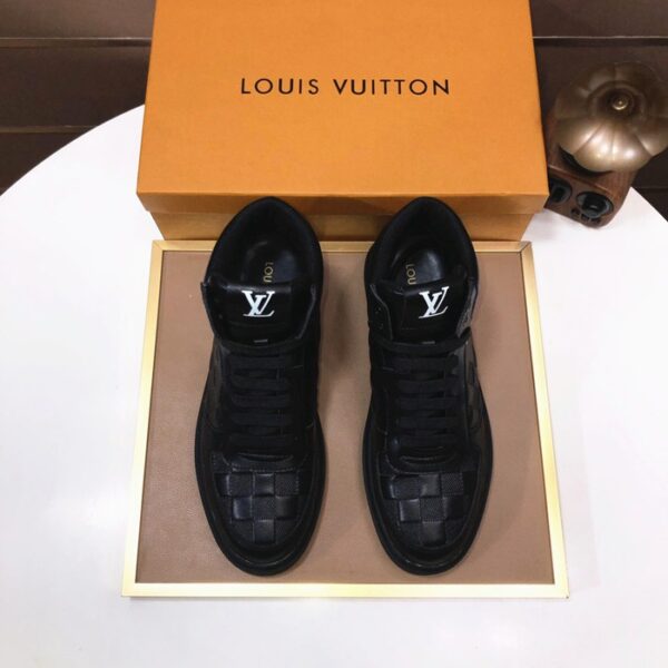 Louis Vuitton(ルイヴィトン) スニーカー(メンズ) メンズ靴 NX252183