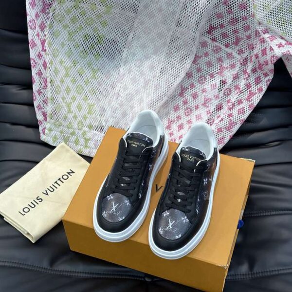 Louis Vuitton(ルイヴィトン) スニーカー(メンズ) メンズ靴 NX253746