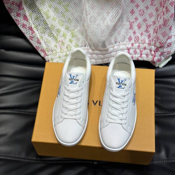 Louis Vuitton(ルイヴィトン) スニーカー(メンズ) メンズ靴 NX258327