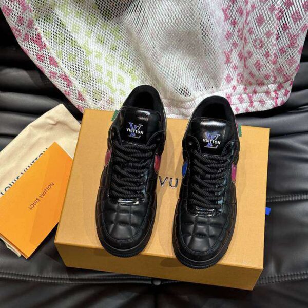 Louis Vuitton(ルイヴィトン) スニーカー(メンズ) メンズ靴 NX258428
