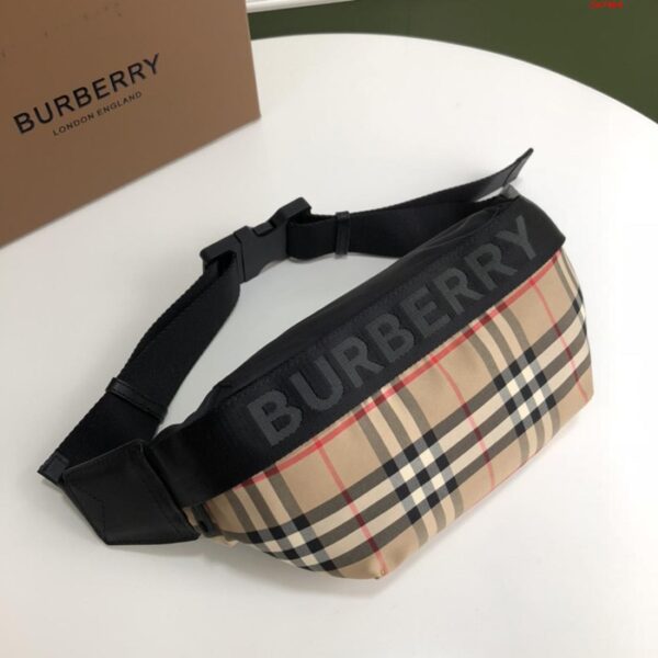 Burberry バーバリー ウエストバッグ NB207464