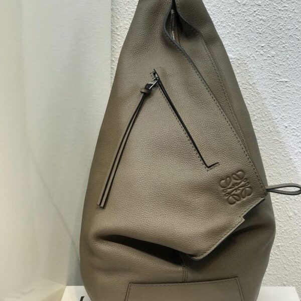 Loewe ロエベ メッセンジャーバッグ NB209003