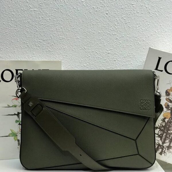Loewe ロエベ メッセンジャーバッグ NB209006