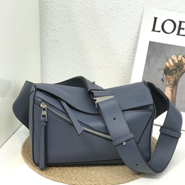 Loewe ロエベ ウエストバッグ (メンズ)(レディース) NB217558