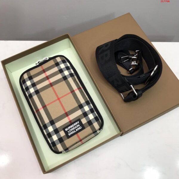 Burberry バーバリー バッグ NB217708
