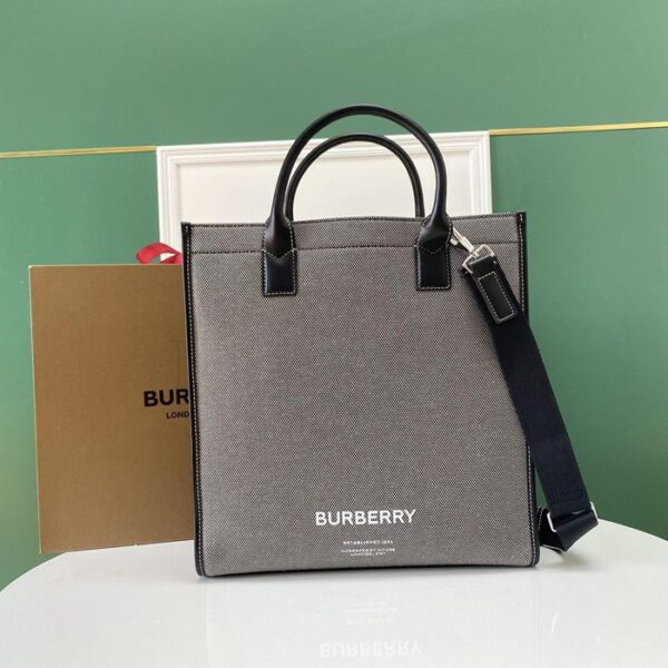 Burberry バーバリー バッグ NB224354