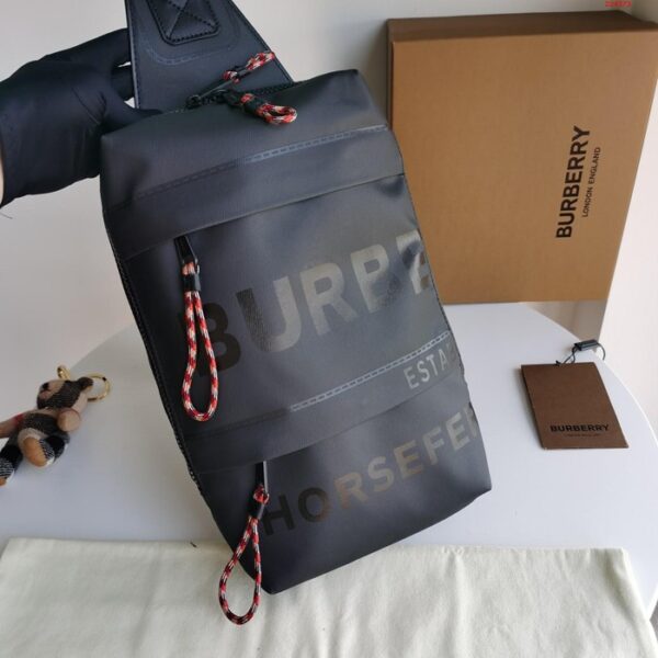 Burberry バーバリー ウエストバッグ NB224373