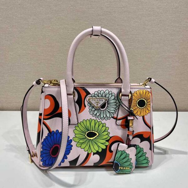 Prada プラダ レディースバッグ  SIZE:24.5x16.5x11cm