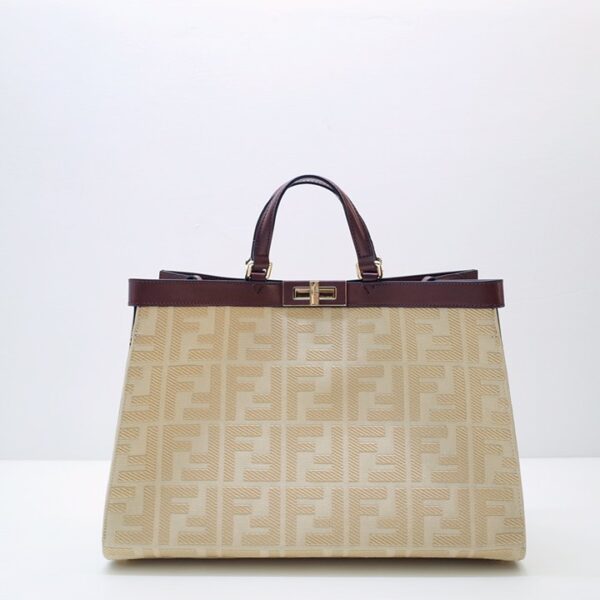 Fendi フェンディ レディースバッグ  SIZE:41x29x15cm