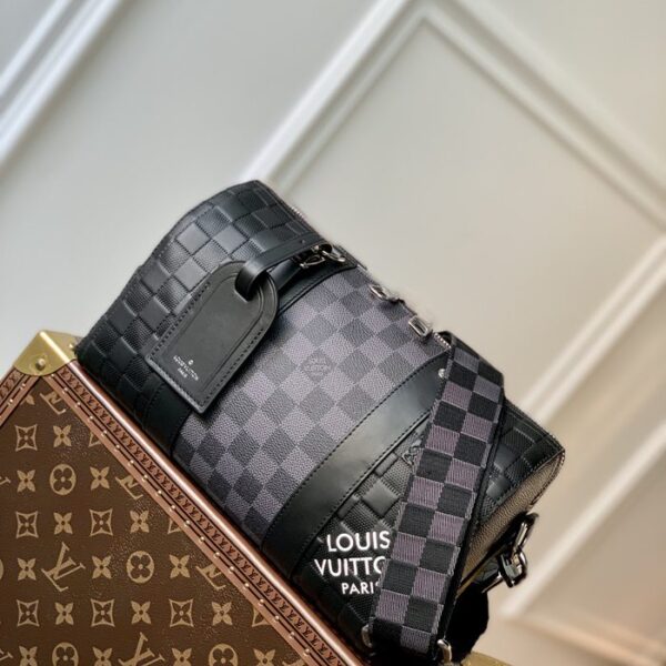 Louis Vuitton ルイヴィトン トートバッグ NB233813