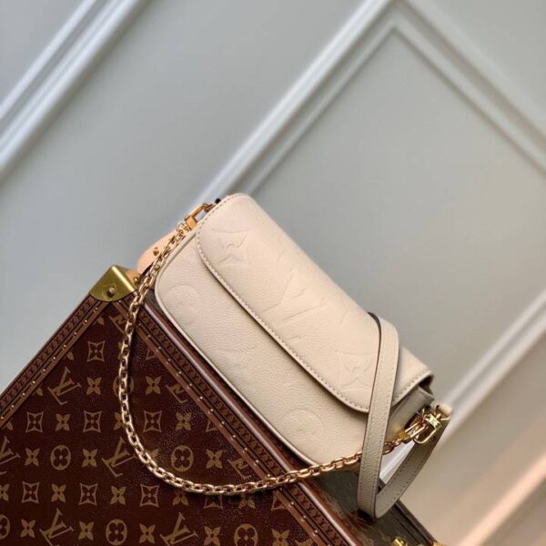 Louis Vuitton ルイヴィトン レディースバッグ  SIZE:25x12x4.5cm