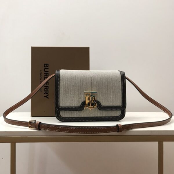 Burberry バーバリー  レディースバッグ  SIZE:21x16x6cm
