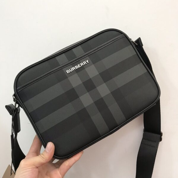 Burberry バーバリー カメラバッグ (メンズ)(レディース) NB237295