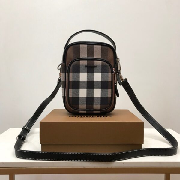 Burberry バーバリー ショルダーバッグ NB237742