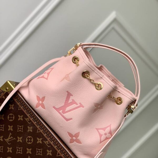 Louis Vuitton ルイヴィトン レディースバッグ  SIZE:28x20x11.5cm