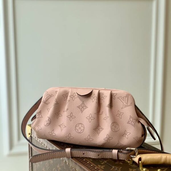 Louis Vuitton ルイヴィトン レディースバッグ  SIZE:23x12.5x5cm