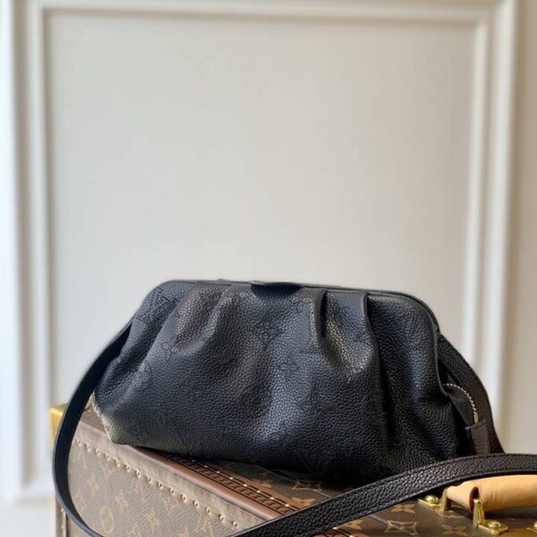 Louis Vuitton ルイヴィトン レディースバッグ  SIZE:23x12.5x5cm