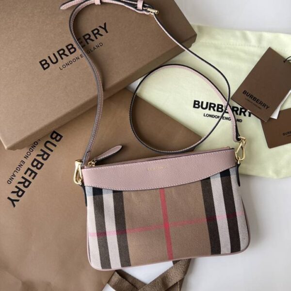 Burberry バーバリー  レディースバッグ  SIZE:26x16.5cm