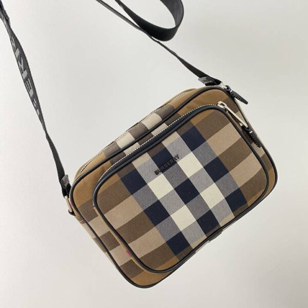 Burberry バーバリー  レディースバッグ  SIZE:22.5x14.5x8cm