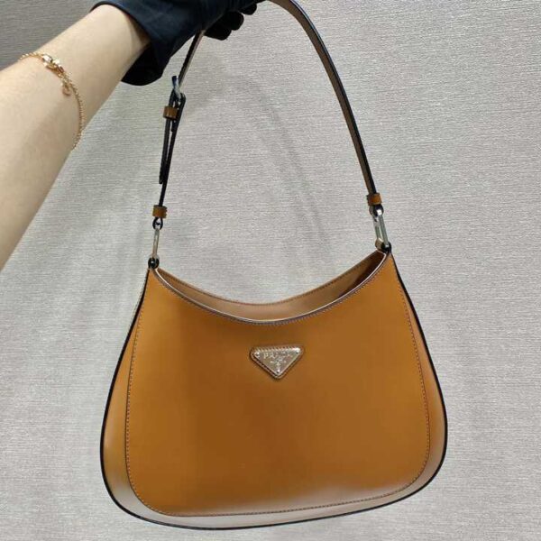 Prada プラダ レディースバッグ  SIZE:30x18.5x4cm