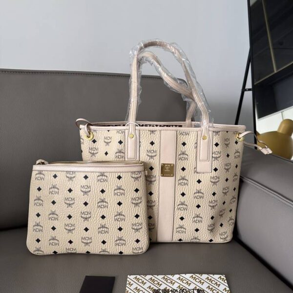 Mcm（エムシーエム）レディースバッグ  SIZE:36x28x17cm