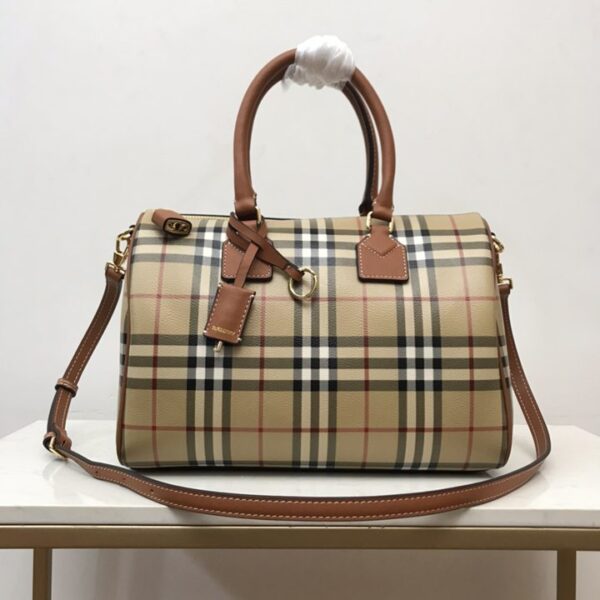 Burberry バーバリー  レディースバッグ  SIZE:30x15x21cm