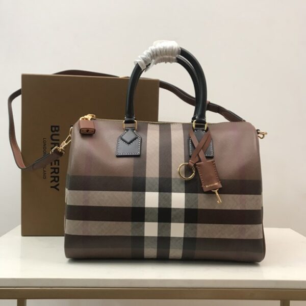 Burberry バーバリー  レディースバッグ  SIZE:30x15x21cm