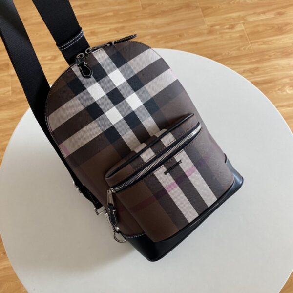 Burberry バーバリー ショルダーバッグ NB246355