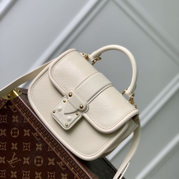 Louis Vuitton ルイヴィトン レディースバッグ  SIZE:21x15x8cm