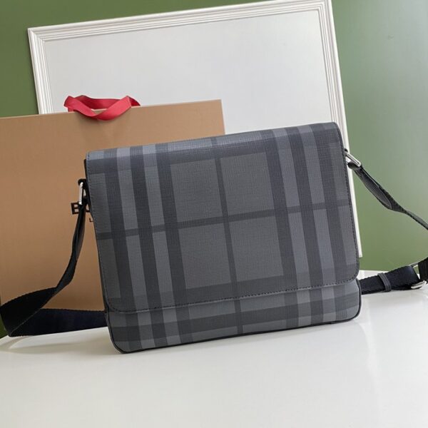 Burberry バーバリー バッグ NB246518