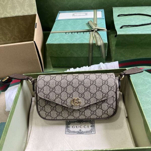 GUCCI グッチ レディースバッグ  SIZE:20x13.5x4cm