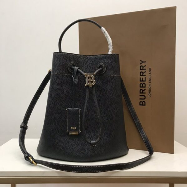 Burberry バーバリー  レディースバッグ  SIZE:26x26x16cm