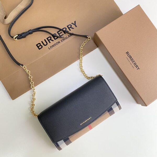 Burberry バーバリー  レディースバッグ  SIZE:21x11x4cm