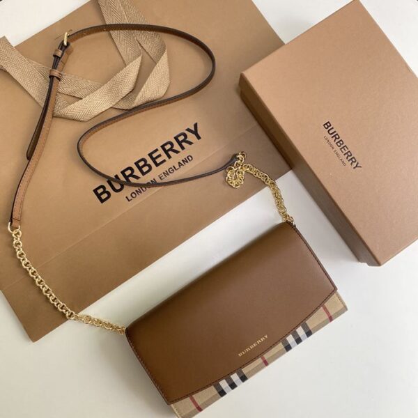 Burberry バーバリー  レディースバッグ  SIZE:21x11x4cm