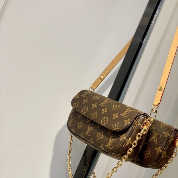 Louis Vuitton ルイヴィトン レディースバッグ  SIZE:23.5x12x4.5cm