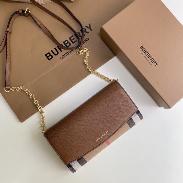 Burberry バーバリー  レディースバッグ  SIZE:21x11x4cm