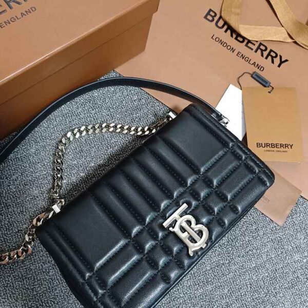 Burberry バーバリー  レディースバッグ  SIZE:23x13x6cm