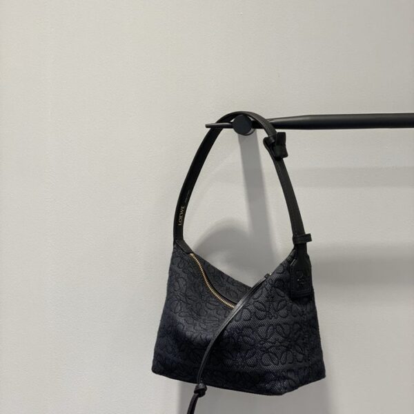 Loewe ロエベ レディースバッグ  SIZE:21x17x12.5cm